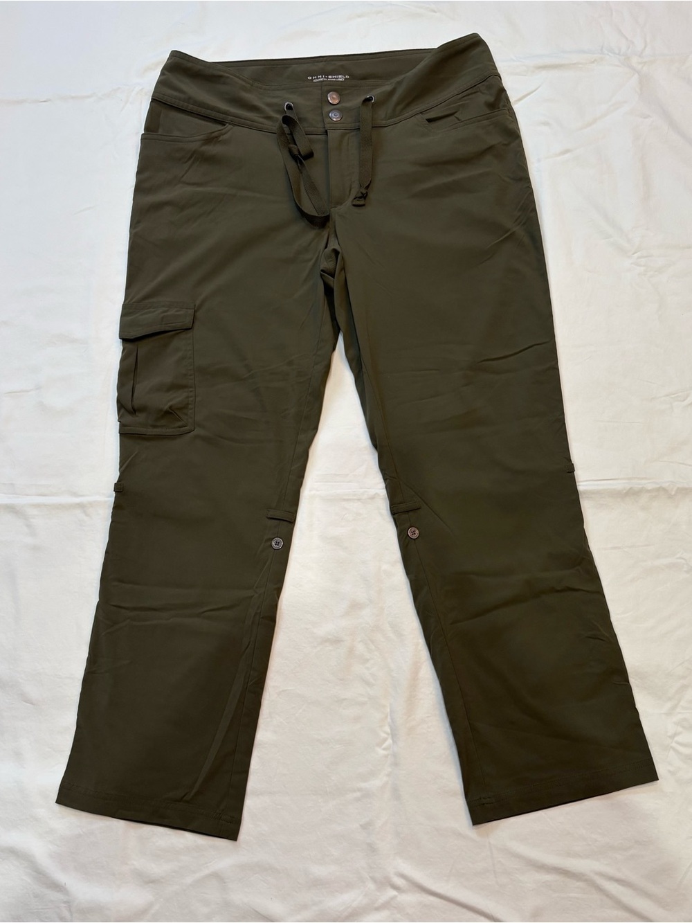 Columbia Omni Shield Advanced Repellency Green Women’s 12 Short Roll Up Legs